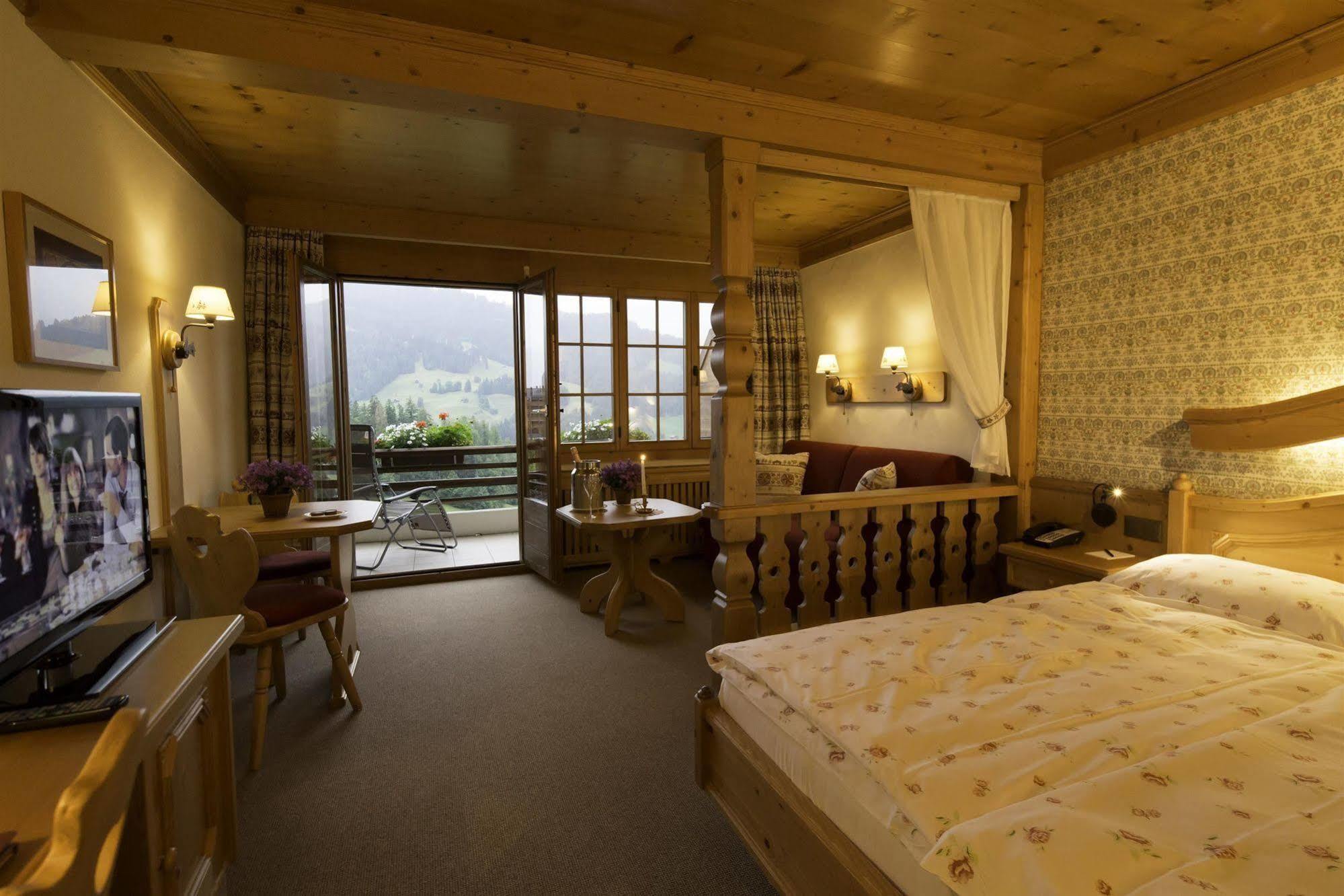 Geniesserhotel Le Grand Chalet Gstaad Extérieur photo